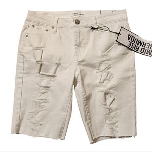 NWT Almost Famous Bermuda Mid Rise White Shorts Size 9